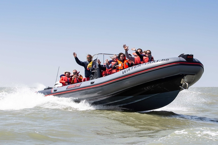 Activiteit aan zee: Water Taxi Boottocht (Blankenberge)